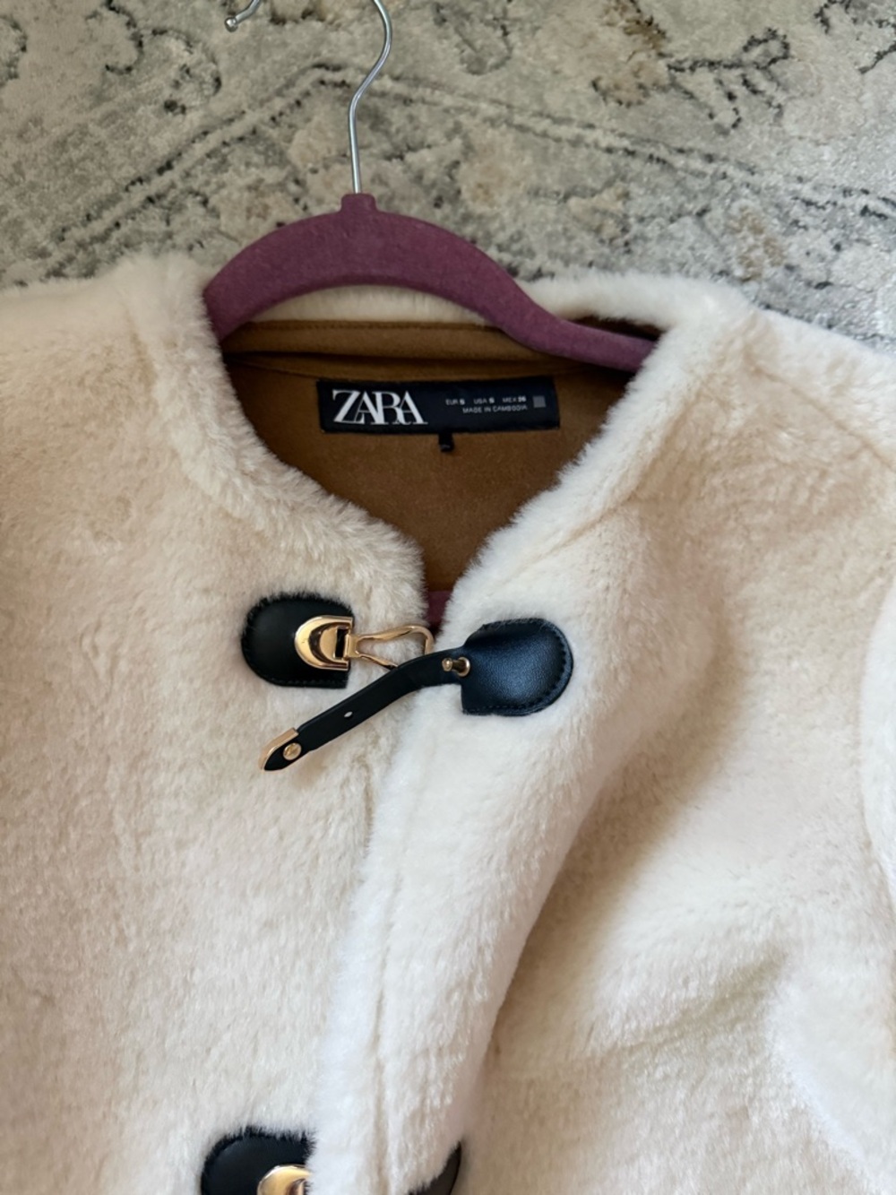 Zara Cream Pea Coat with Black-and-Gold Toggle Details - Picture 2 of 2